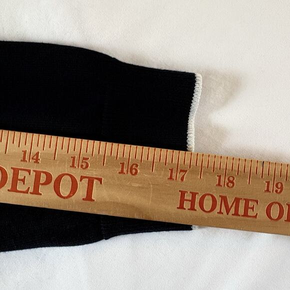 Brooks Brothers Women’s 3/4 Sleeve V-Neck Dark Navy Blue Silk Blend Sweater Sz M - Picture 12 of 12